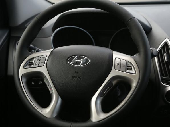 Hyundai ix35 I с пробегом 2013 года, цена 1 397 000 рублей, 120000 км, внедорожник, Автокод Объявления