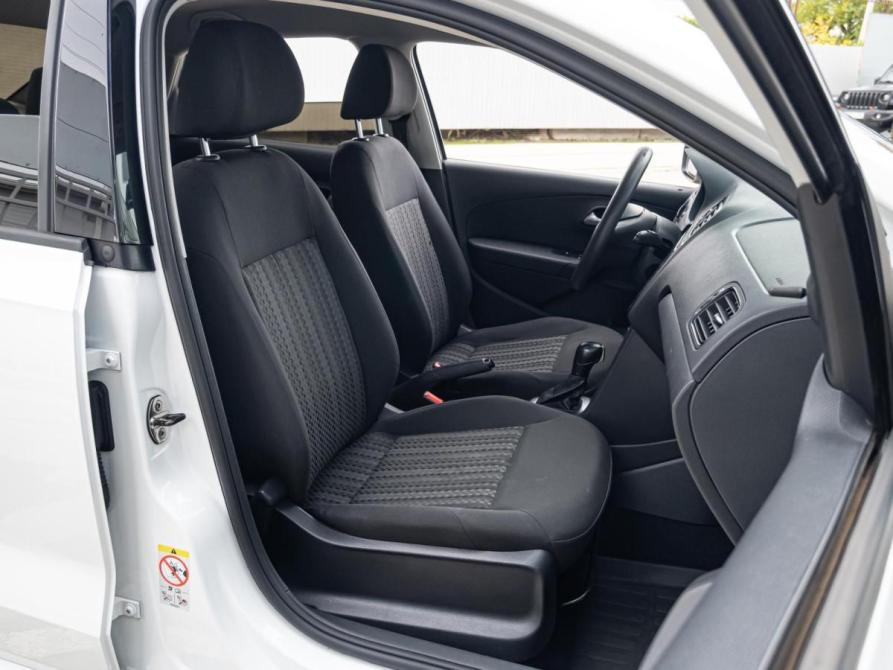 Volkswagen Polo V Рестайлинг Краснодар  - изображение 8