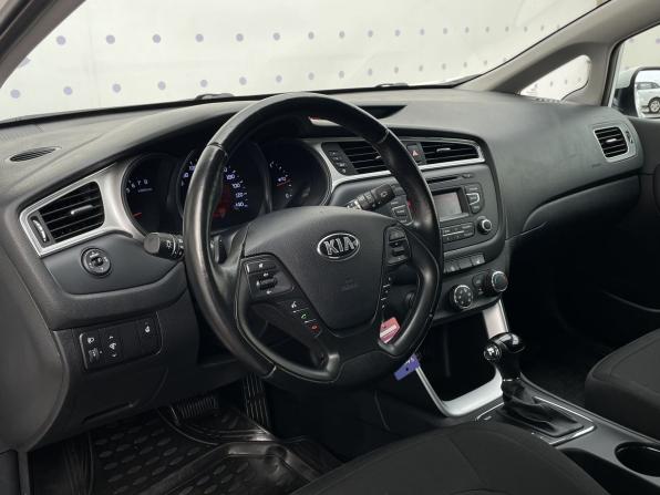 Kia Ceed II Рестайлинг с пробегом 2016 года, цена 1 290 000 рублей, 136137 км, универсал, Автокод Объявления