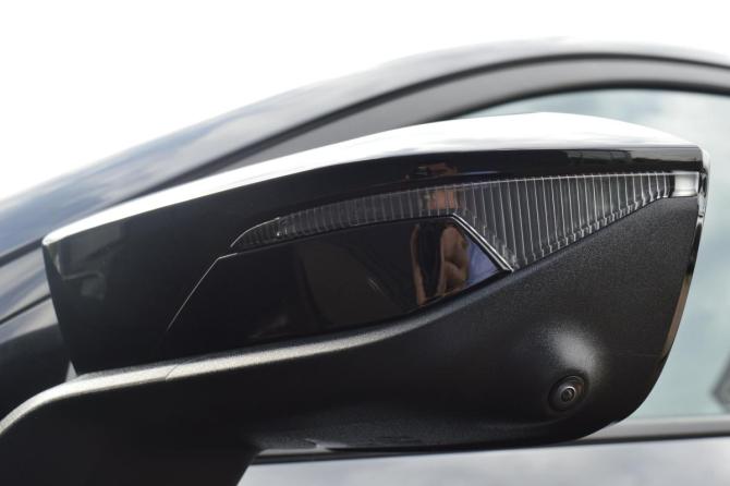 Changan UNI-V I с пробегом 2024 года, цена 2 319 000 рублей, 14000 км, лифтбек, Автокод Объявления