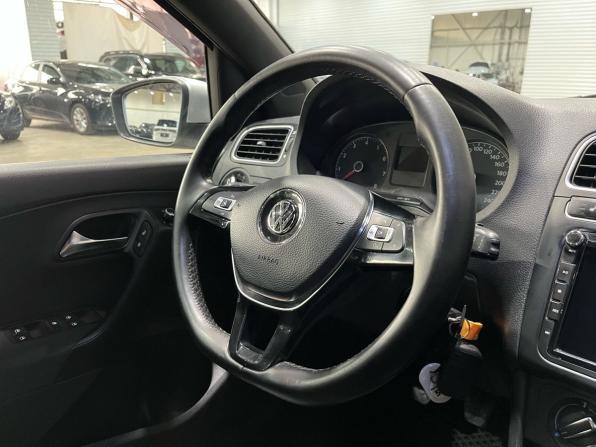 Volkswagen Polo V с пробегом 2012 года, цена 599 000 рублей, 216500 км, седан, Автокод Объявления