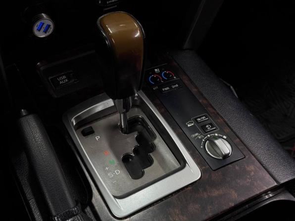 Toyota Land Cruiser 200 Series Рестайлинг 1 с пробегом 2013 года, цена 3 449 000 рублей, 237000 км, внедорожник, Автокод Объявления