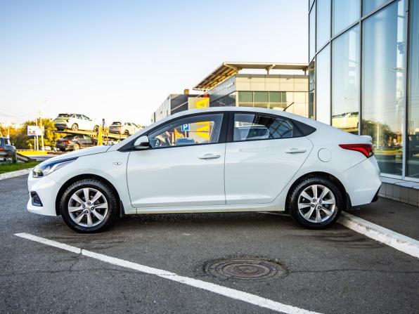 Hyundai Solaris II с пробегом 2018 года, цена 1 478 000 рублей, 120126 км, седан, Автокод Объявления