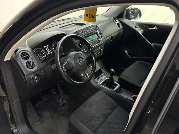 Volkswagen Tiguan I Рестайлинг с пробегом 2011 года, цена 890 000 рублей, 260000 км, внедорожник, Автокод Объявления