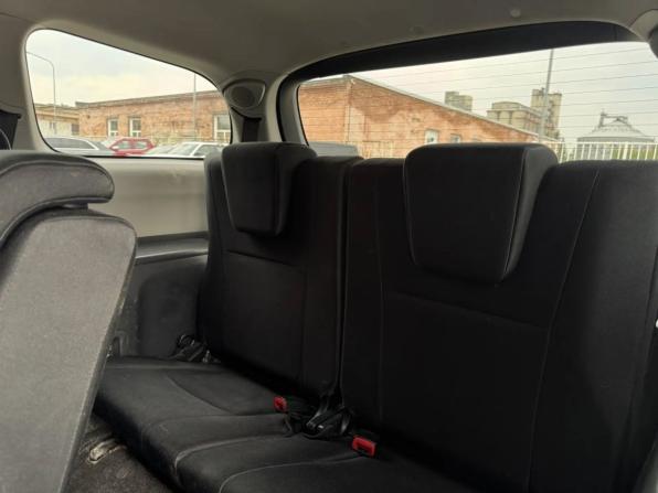 Toyota Wish II с пробегом 2010 года, цена 1 135 000 рублей, 170768 км, минивэн, Автокод Объявления