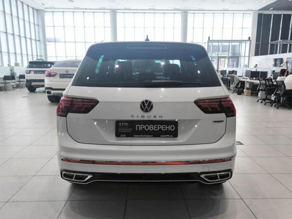 Volkswagen Tiguan II Рестайлинг с пробегом 2021 года, цена 3 720 000 рублей, 106360 км, внедорожник, Автокод Объявления