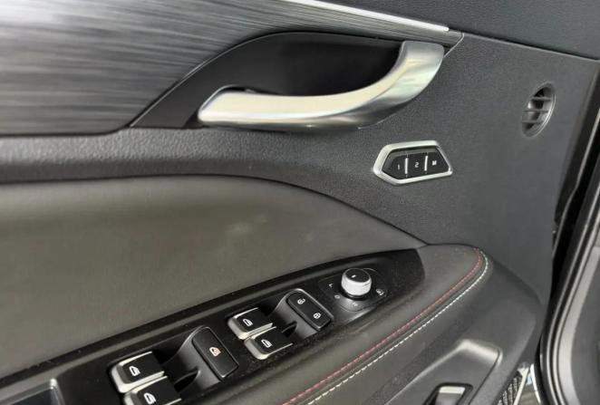 Geely Tugella I Рестайлинг с пробегом 2023 года, цена 2 895 000 рублей, 58800 км, внедорожник, Автокод Объявления