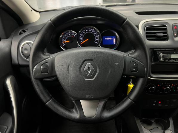Renault Sandero II с пробегом 2017 года, цена 880 000 рублей, 116000 км, хэтчбек, Автокод Объявления