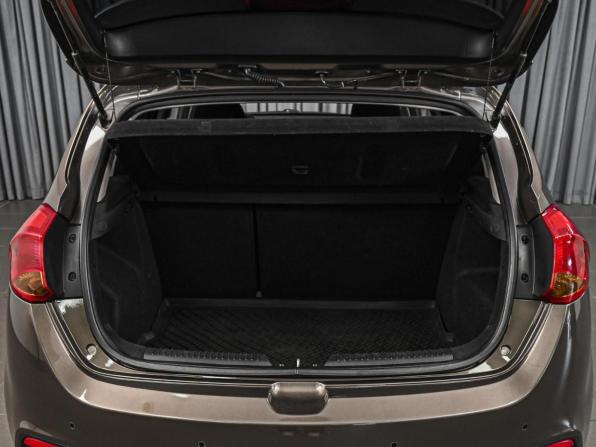 Kia Ceed II с пробегом 2013 года, цена 1 199 000 рублей, 129050 км, хэтчбек, Автокод Объявления