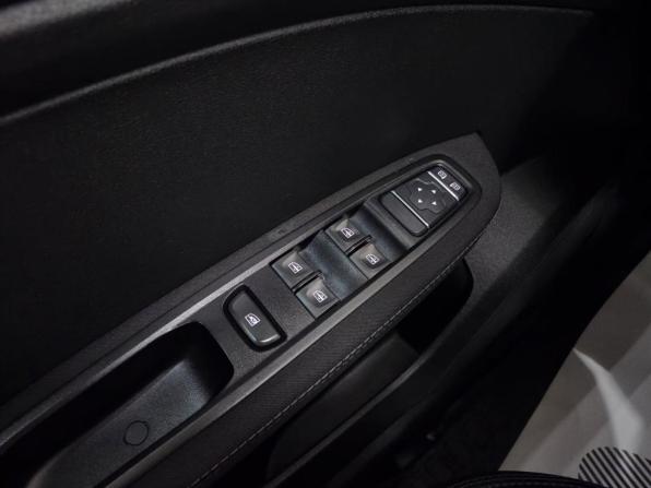 Renault Arkana I с пробегом 2019 года, цена 1 675 000 рублей, 61110 км, внедорожник, Автокод Объявления