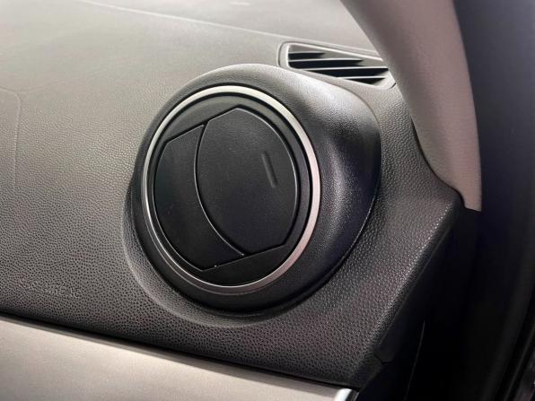 Mazda 3 II (BL) Рестайлинг с пробегом 2012 года, цена 999 900 рублей, 152000 км, седан, Автокод Объявления