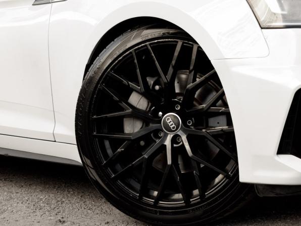 Audi A5 II (F5) с пробегом 2017 года, цена 2 300 000 рублей, 212778 км, лифтбек, Автокод Объявления