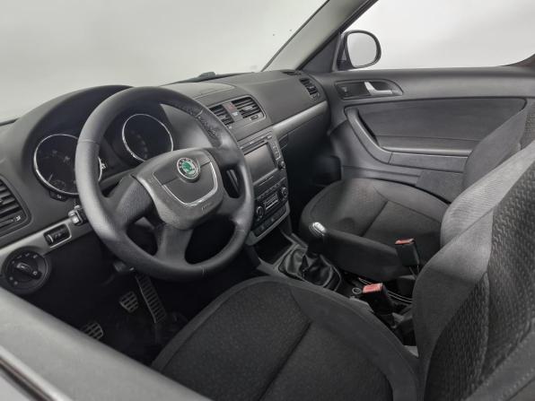 Skoda Yeti I с пробегом 2010 года, цена 669 000 рублей, 252587 км, внедорожник, Автокод Объявления