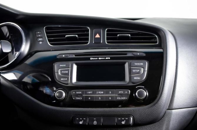 Kia Ceed II с пробегом 2014 года, цена 1 219 000 рублей, 157000 км, универсал, Автокод Объявления