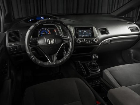 Honda Civic VIII Рестайлинг с пробегом 2008 года, цена 719 000 рублей, 234319 км, седан, Автокод Объявления
