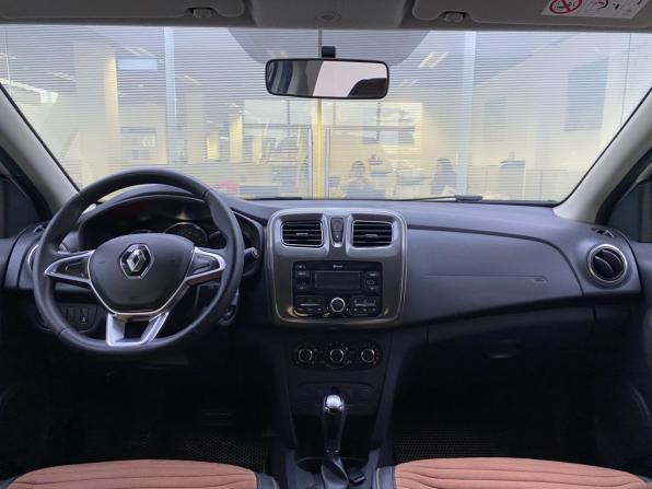Renault Logan II Рестайлинг с пробегом 2018 года, цена 1 199 000 рублей, 111750 км, седан, Автокод Объявления