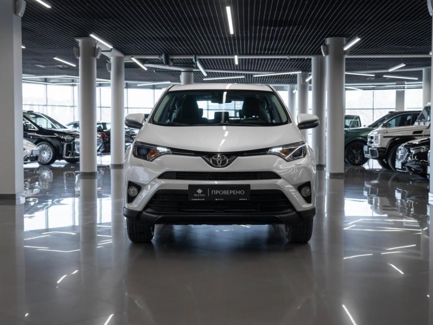 Toyota RAV4 IV (XA40) Рестайлинг Москва  - изображение 3