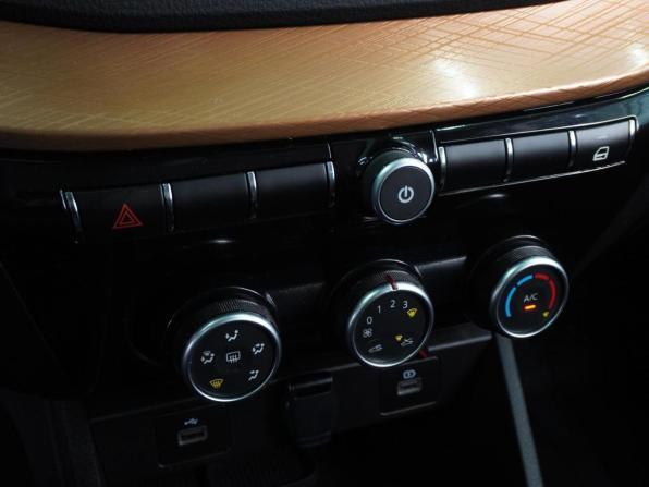 Lada (ВАЗ) Vesta I Рестайлинг (NG) с пробегом 2024 года, цена 1 429 000 рублей, 49570 км, универсал, Автокод Объявления