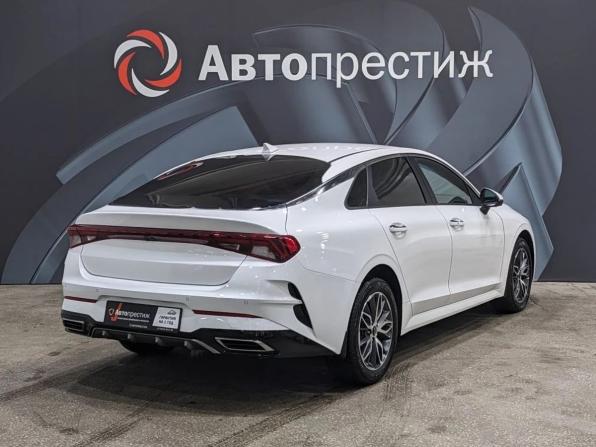 Kia K5 III с пробегом 2021 года, цена 1 840 000 рублей, 213000 км, седан, Автокод Объявления