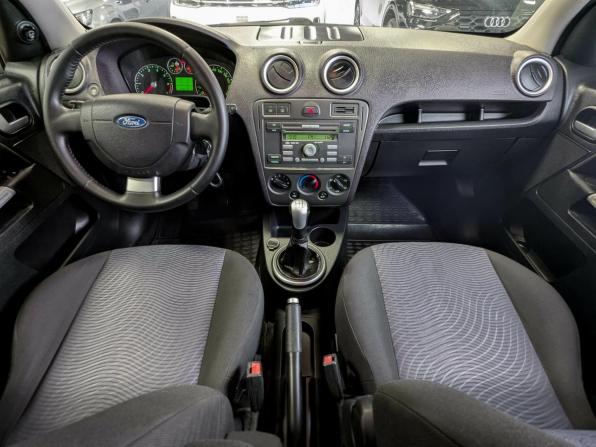 Ford Fusion I Рестайлинг с пробегом 2006 года, цена 449 500 рублей, 164000 км, хэтчбек, Автокод Объявления