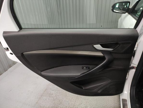 Lada (ВАЗ) Vesta I Рестайлинг (NG) с пробегом 2023 года, цена 990 000 рублей, 17192 км, седан, Автокод Объявления