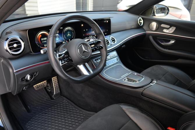 Mercedes-Benz E-Класс V (W213 S213 C238) Рестайлинг с пробегом 2022 года, цена 5 900 000 рублей, 32344 км, седан, Автокод Объявления