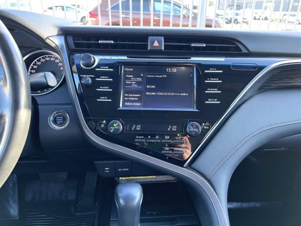 Toyota Camry VIII (XV70) с пробегом 2018 года, цена 2 560 000 рублей, 113506 км, седан, Автокод Объявления