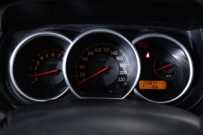 Nissan Tiida I Рестайлинг с пробегом 2010 года, цена 735 000 рублей, 193874 км, седан, Автокод Объявления