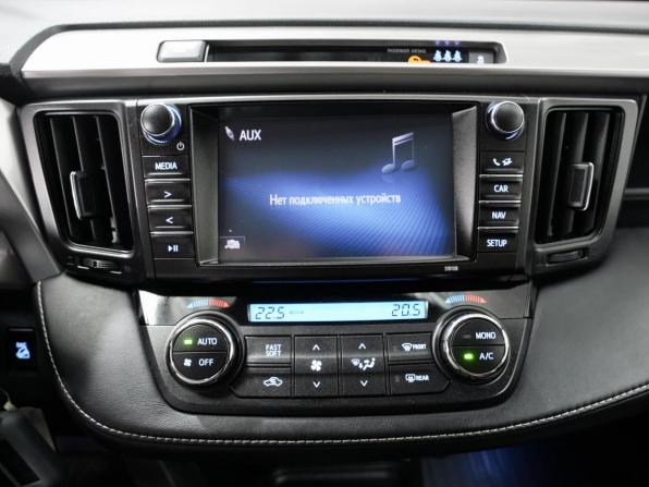 Toyota RAV4 IV (XA40) Рестайлинг с пробегом 2017 года, цена 2 350 000 рублей, 166013 км, внедорожник, Автокод Объявления