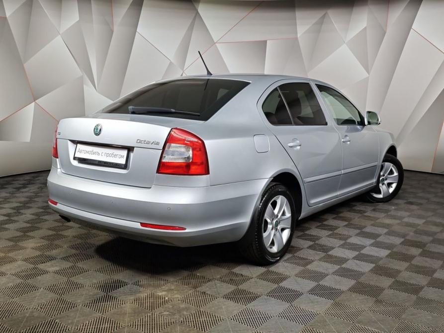 Skoda Octavia II (A5) Рестайлинг Москва  - изображение 2
