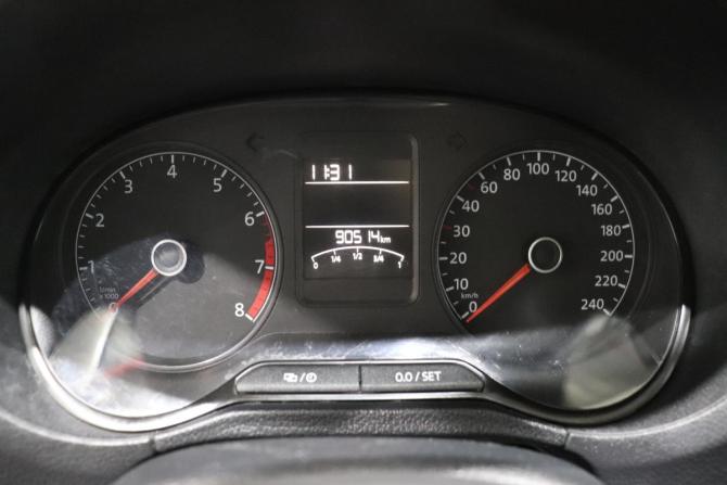 Volkswagen Polo V с пробегом 2015 года, цена 860 000 рублей, 90512 км, седан, Автокод Объявления