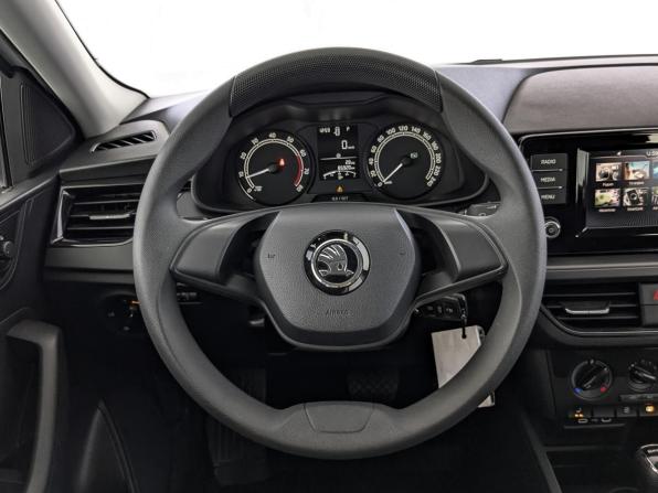 Skoda Rapid II с пробегом 2022 года, цена 1 650 000 рублей, 85876 км, лифтбек, Автокод Объявления