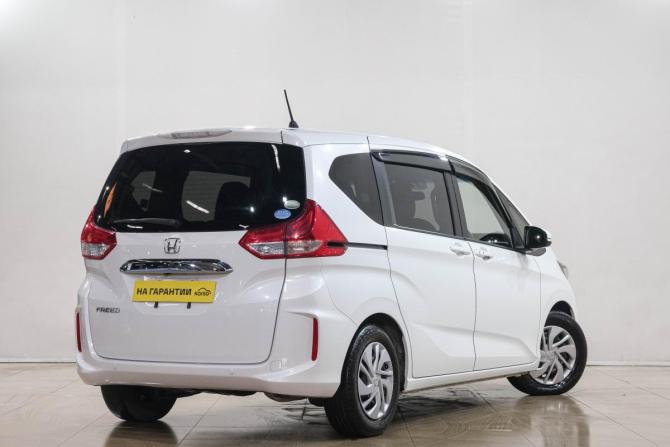 Honda Freed II с пробегом 2017 года, цена 1 449 000 рублей, 134000 км, компактвэн, Автокод Объявления
