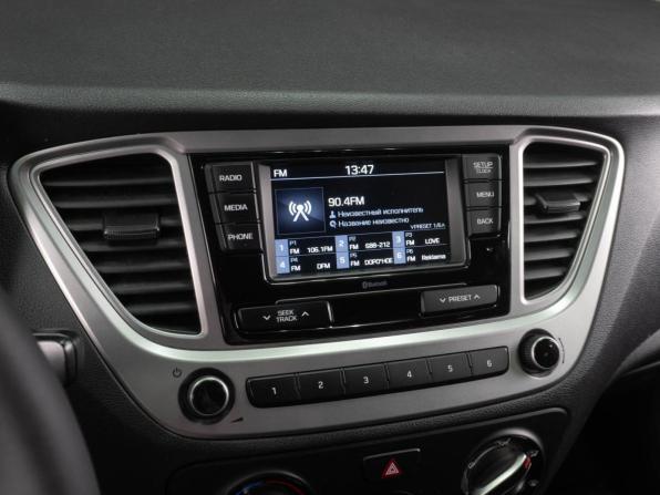 Hyundai Solaris II с пробегом 2019 года, цена 1 149 000 рублей, 62114 км, седан, Автокод Объявления