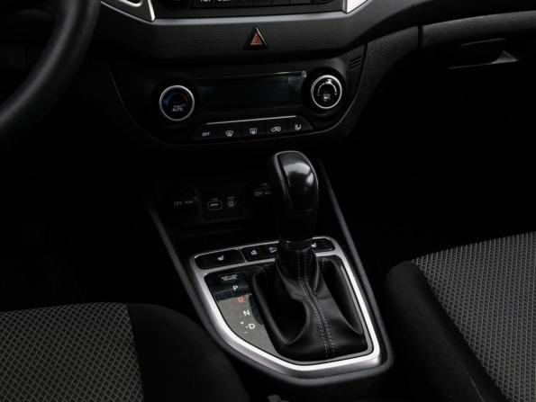 Hyundai Creta I с пробегом 2019 года, цена 1 699 000 рублей, 130212 км, внедорожник, Автокод Объявления