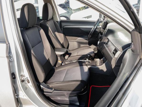 Mitsubishi Outlander III Рестайлинг 2 с пробегом 2015 года, цена 1 590 000 рублей, 151884 км, внедорожник, Автокод Объявления