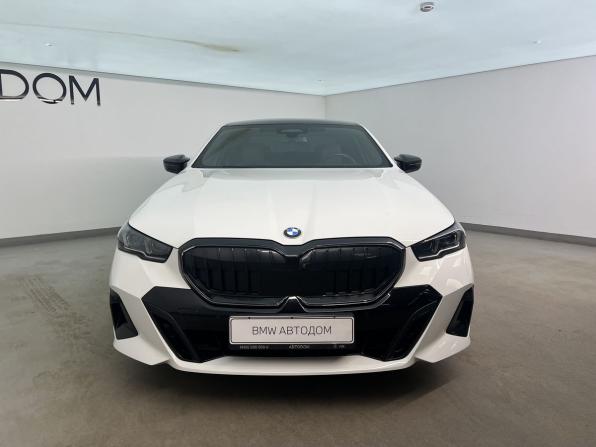 BMW 5 серии VIII (G60/G61/G68) с пробегом 2023 года, цена 6 499 000 рублей, 40133 км, седан, Автокод Объявления