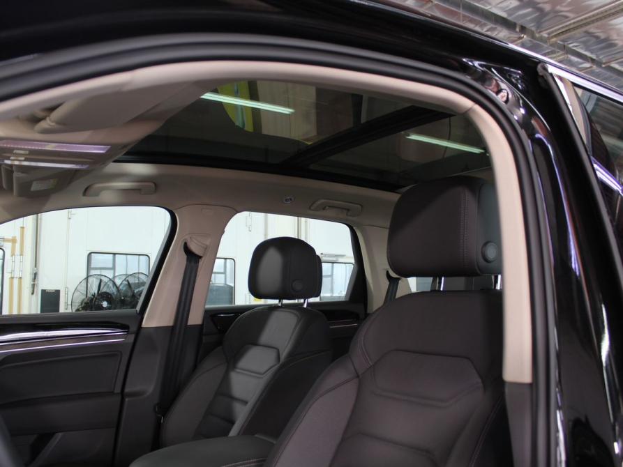 Volkswagen Touareg III Рестайлинг Москва  - изображение 16