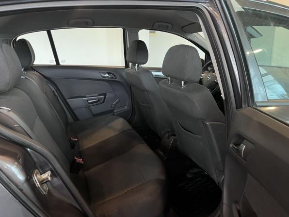 Opel Astra H Рестайлинг с пробегом 2010 года, цена 570 000 рублей, 166220 км, хэтчбек, Автокод Объявления