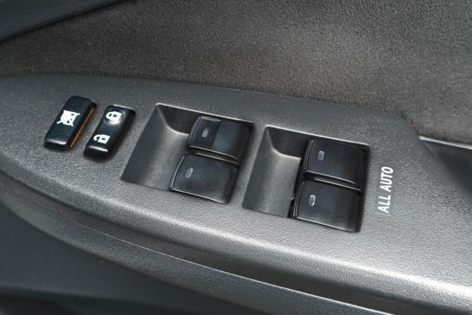 Toyota Corolla X (E140 E150) Рестайлинг с пробегом 2011 года, цена 108 900 рублей, 186500 км, универсал, Автокод Объявления