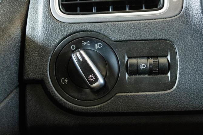 Volkswagen Polo V Рестайлинг с пробегом 2016 года, цена 1 269 000 рублей, 86158 км, седан, Автокод Объявления