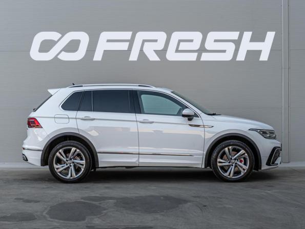 Volkswagen Tiguan II Рестайлинг с пробегом 2021 года, цена 3 625 000 рублей, 139308 км, внедорожник, Автокод Объявления