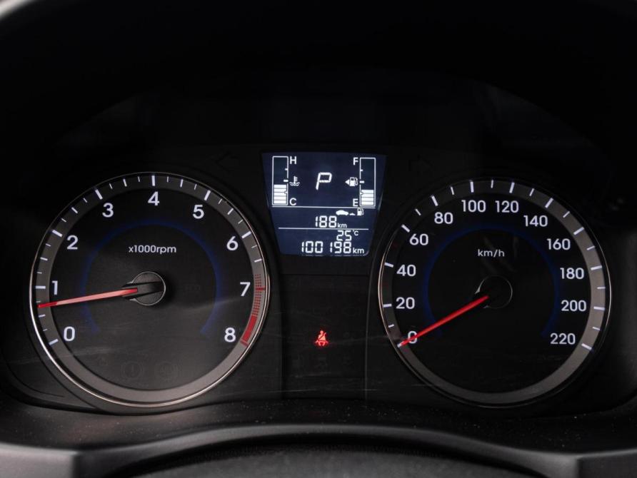 Hyundai Solaris I Рестайлинг Краснодар  - изображение 17