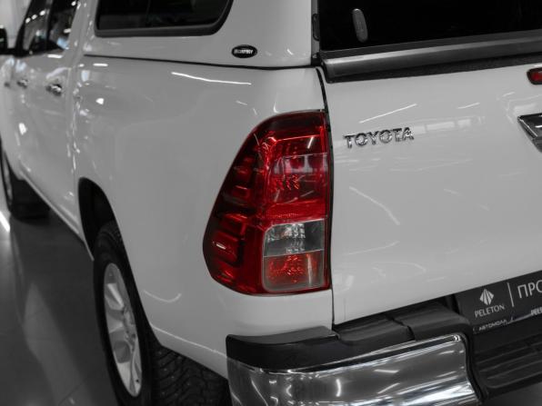 Toyota Hilux VIII с пробегом 2017 года, цена 3 200 000 рублей, 115284 км, пикап, Автокод Объявления