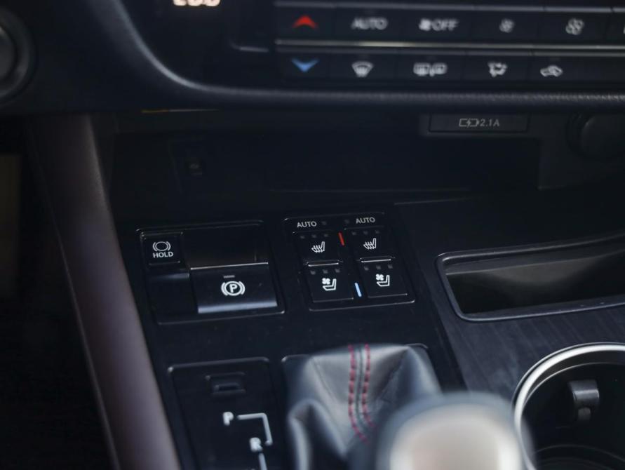 Lexus RX IV Рестайлинг Санкт-Петербург  - изображение 23