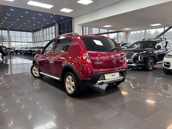 Renault Sandero I с пробегом 2011 года, цена 775 000 рублей, 111719 км, хэтчбек, Автокод Объявления
