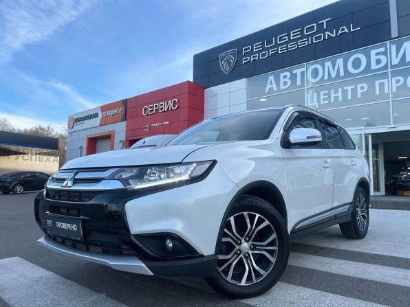 Mitsubishi Outlander III Рестайлинг 2 с пробегом 2015 года, цена 1 815 000 рублей, 118240 км, внедорожник, Автокод Объявления