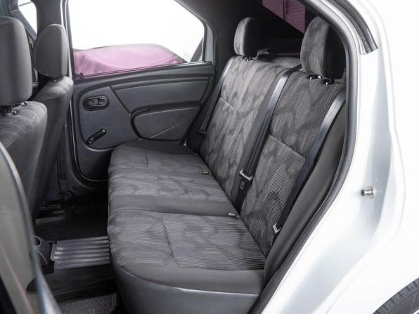 Renault Logan I Рестайлинг с пробегом 2015 года, цена 388 030 рублей, 213268 км, седан, Автокод Объявления