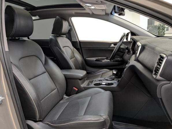 Kia Sportage IV Рестайлинг с пробегом 2020 года, цена 2 695 000 рублей, 58165 км, внедорожник, Автокод Объявления
