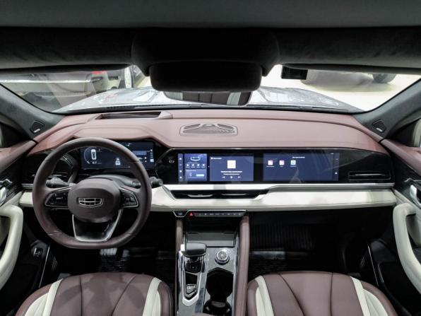 Geely Monjaro I с пробегом 2023 года, цена 3 350 000 рублей, 41650 км, внедорожник, Автокод Объявления